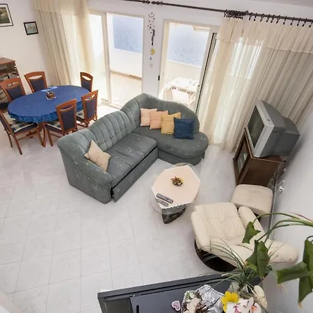 Apartament Miran