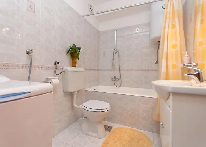 Apartament Miran *
