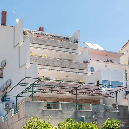 Miran Apartman Pisak